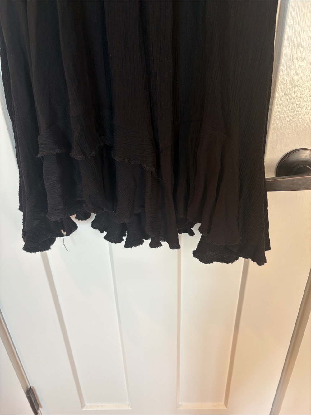 Black Lace strapped dress - Picture 5 of 5